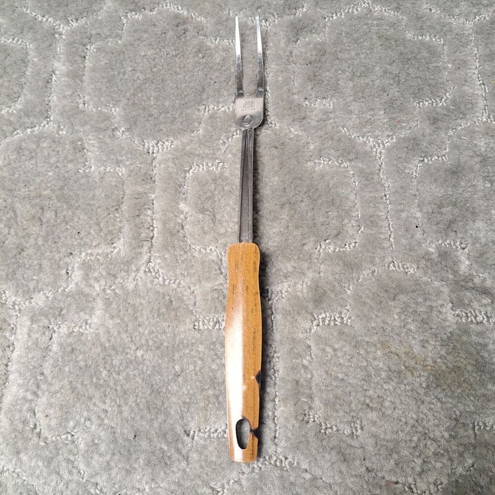 VINTAGE EKCO CARVING SERVING MEAT FORK STAINLESS STEEL USA FAUX WOOD HANDLE 12"